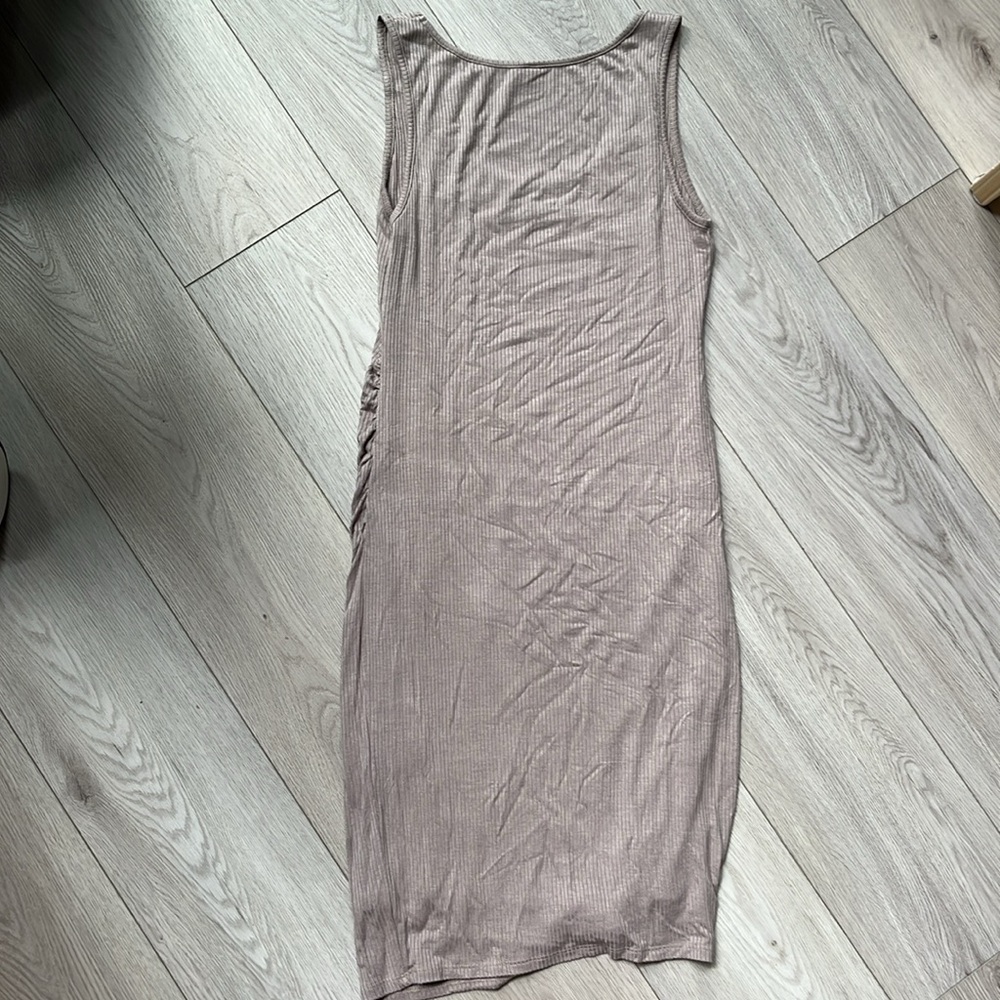 Pink Blush Ribbed Maternity Dress - Picture 4 of 5